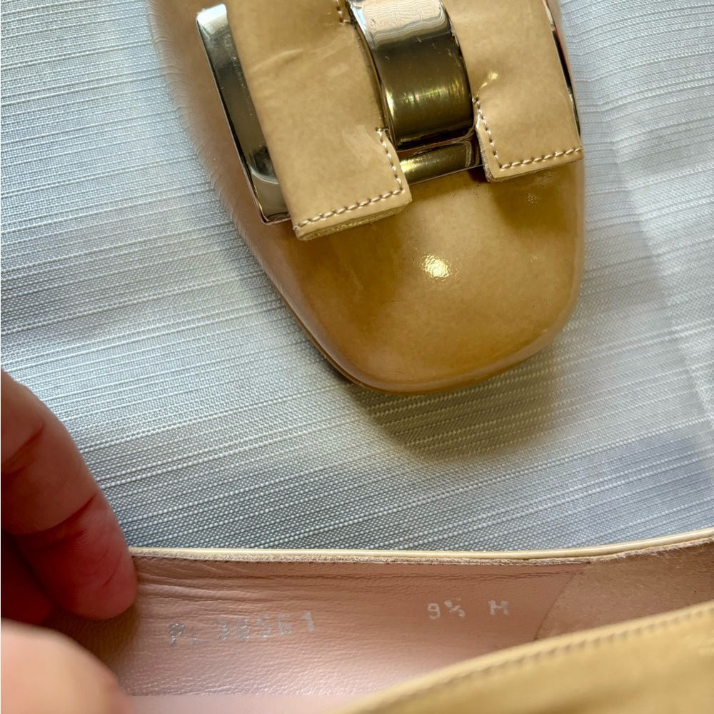 Stuart Weitzman Shoes - size 9.5 - Picture 8 of 8